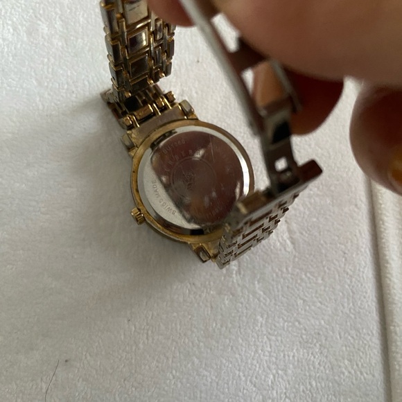 Authentic Burberry watch - Picture 3 of 4